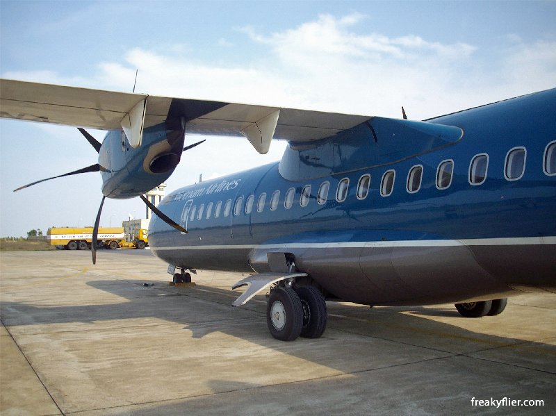 About to board the Vietnam Airlines ATR72-500