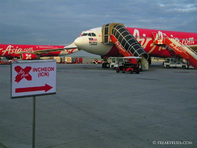 Boarding for Seoul Incheon - AIr Asia X Airbus a330-300, 9M-XXA