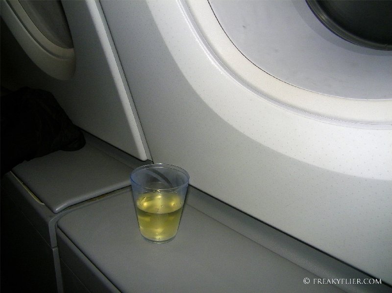 Additional space for your inflight drinks in Economy Class onboard the Airbus A380