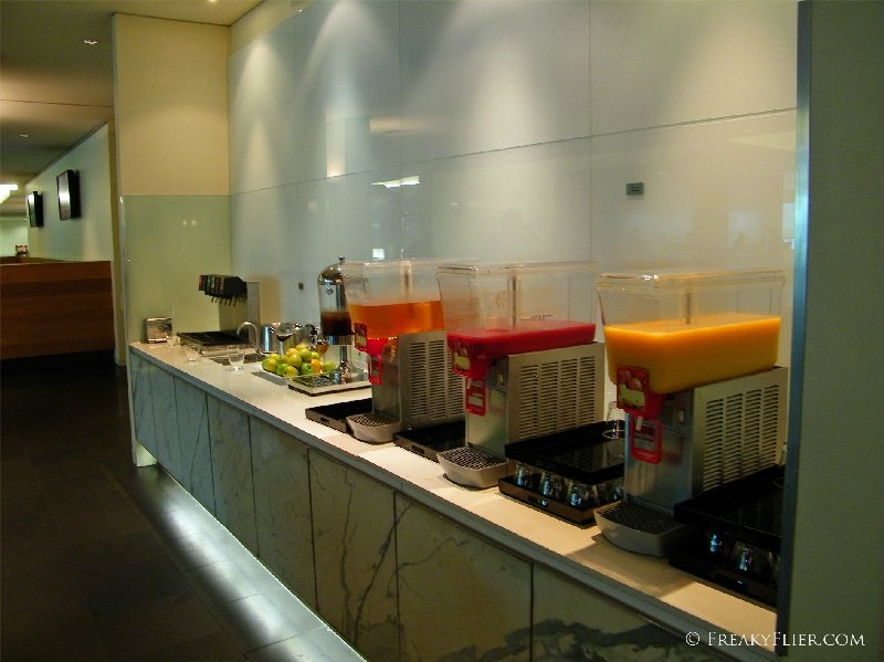 Juice and water station