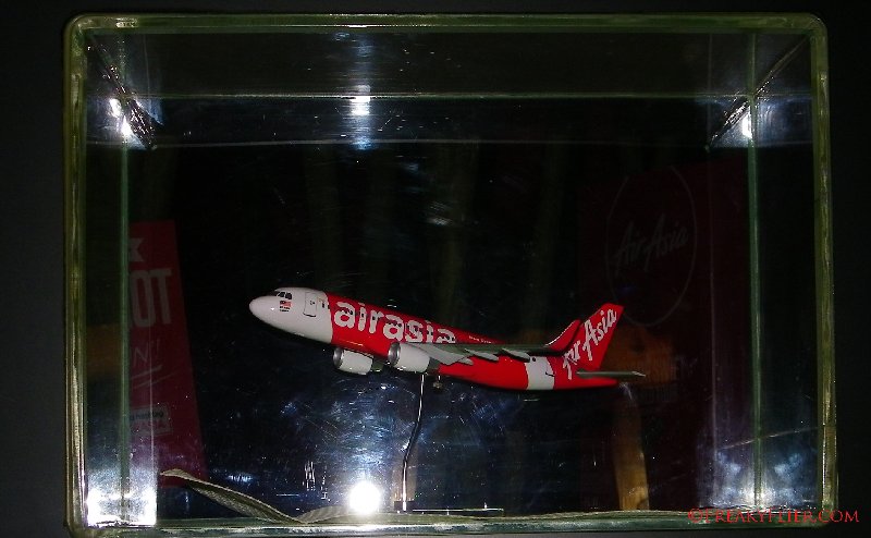 Air Aisa Airbus a320 model at the event