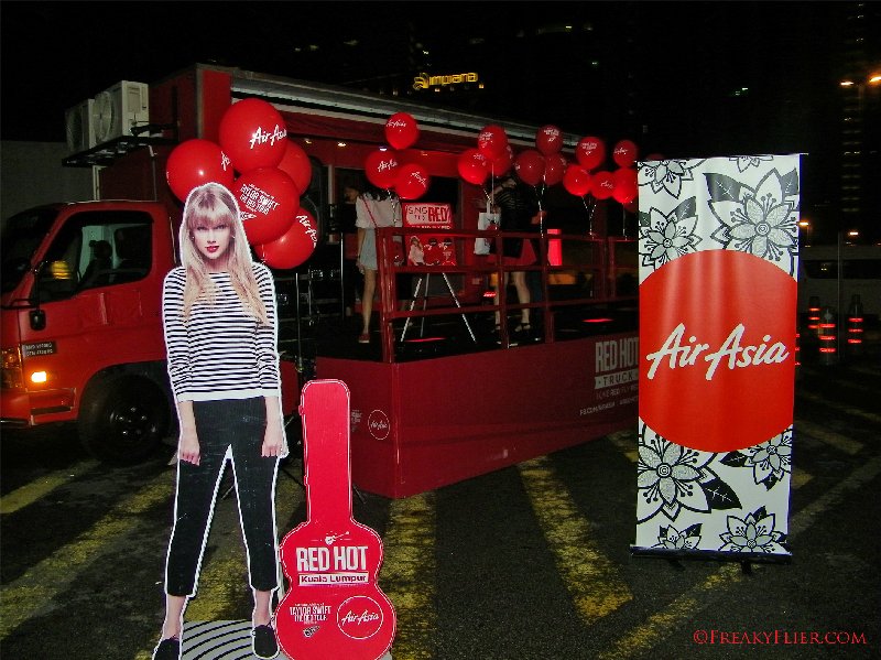 Karaoke van outside the Mandarin Oriental