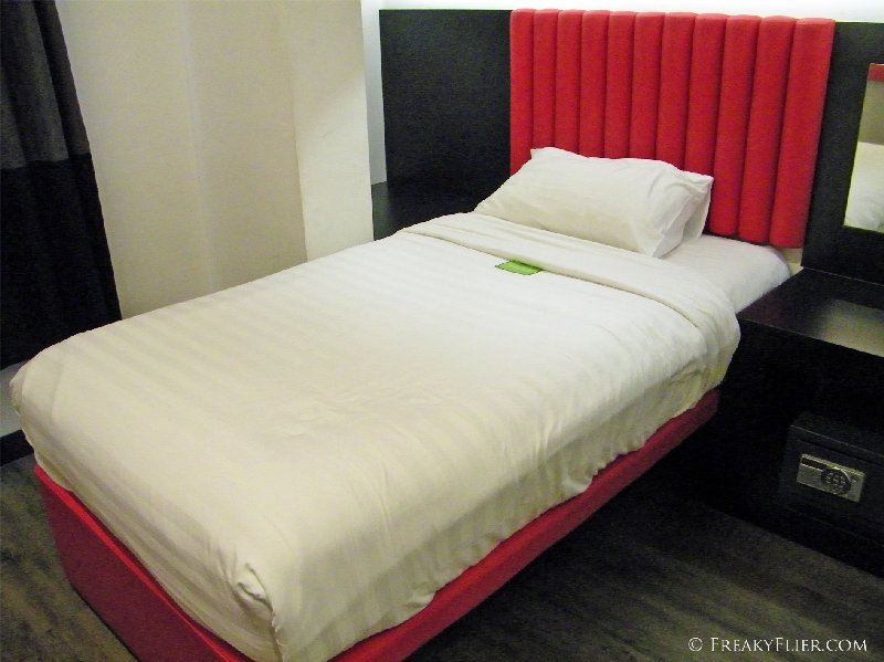 The bed - single room at Tune Hotel Downtown Kuala Lumpur