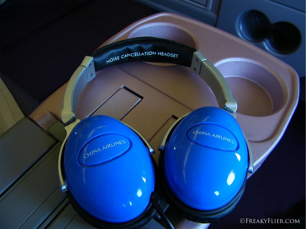Noise cancelling headphones on board China Airlines Business Class
