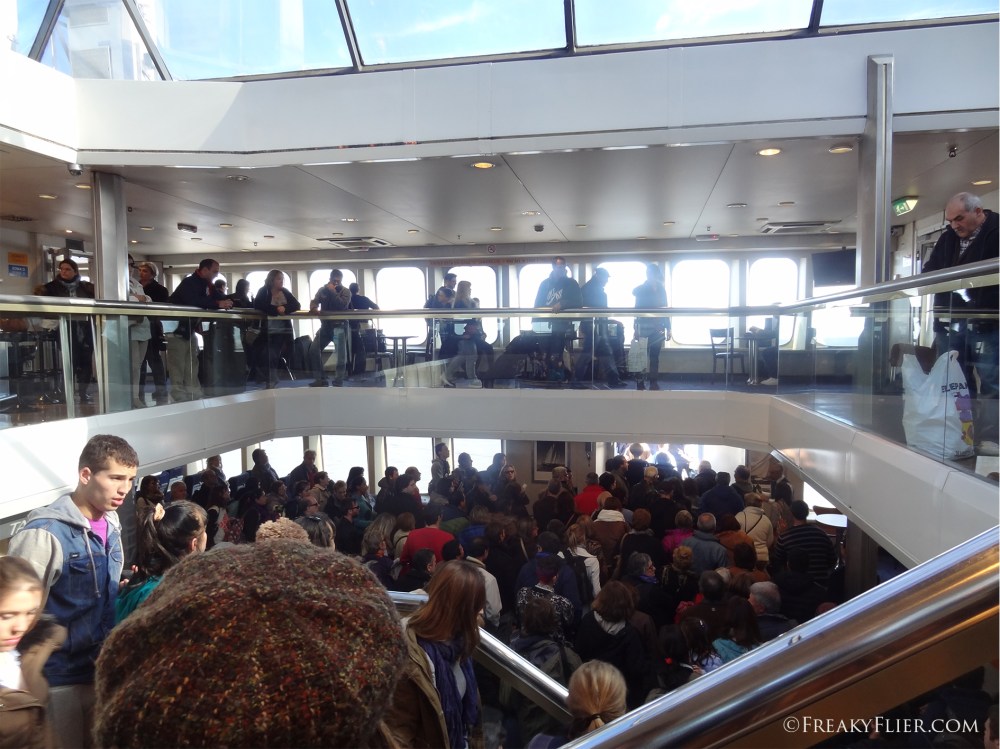 disembarkation-in-colonia